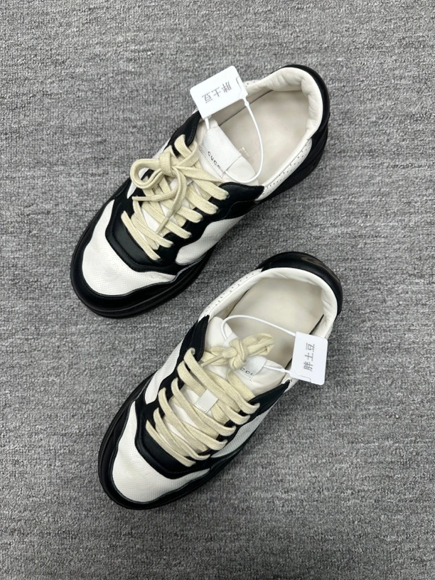 95新 GUCCI/古驰 43 Gucci 熊猫配色饼干鞋 95新