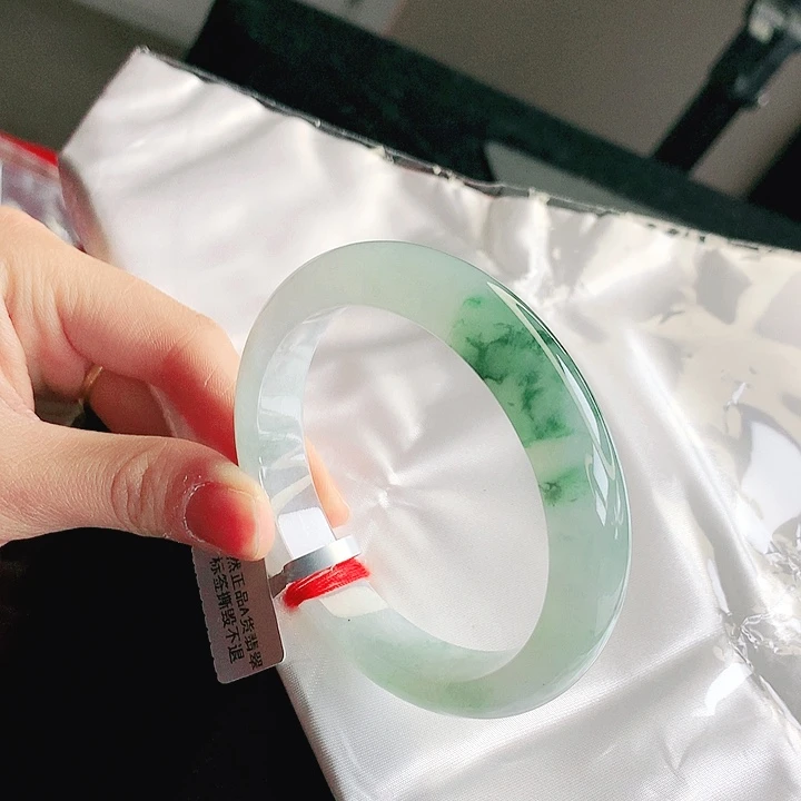 翡翠未镶嵌手镯缅甸天然a货翡翠手镯