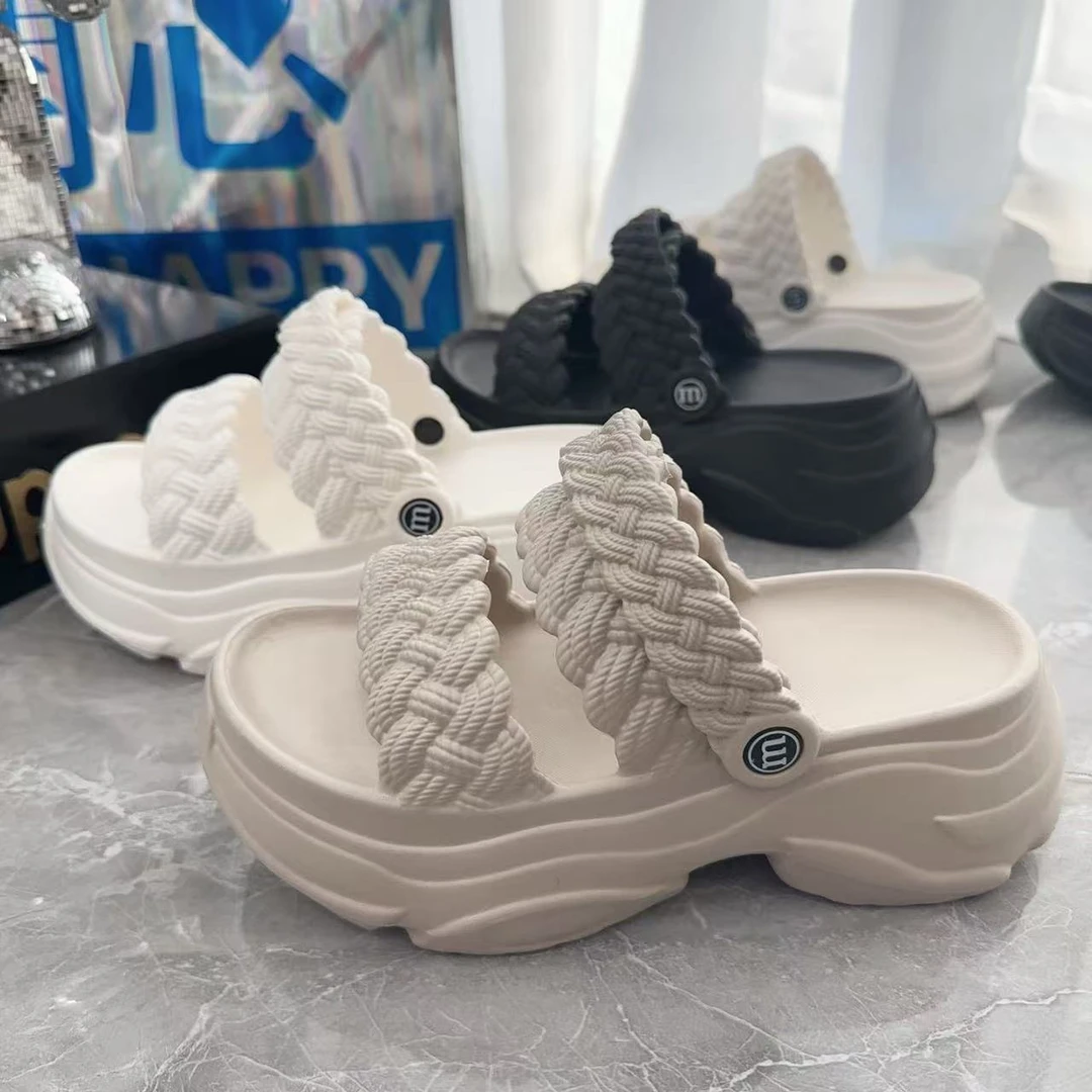 2025夏季休闲EVA增高厚底防滑凉鞋外穿女纯色镂空时尚凉拖鞋外出