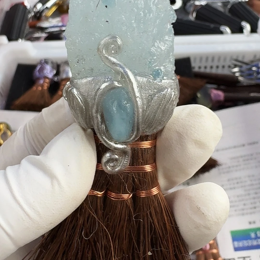 x***馆未镶嵌烟晶颈饰白