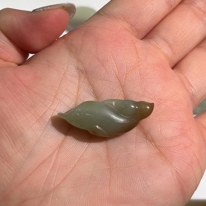 用***5和田玉未镶嵌颈饰