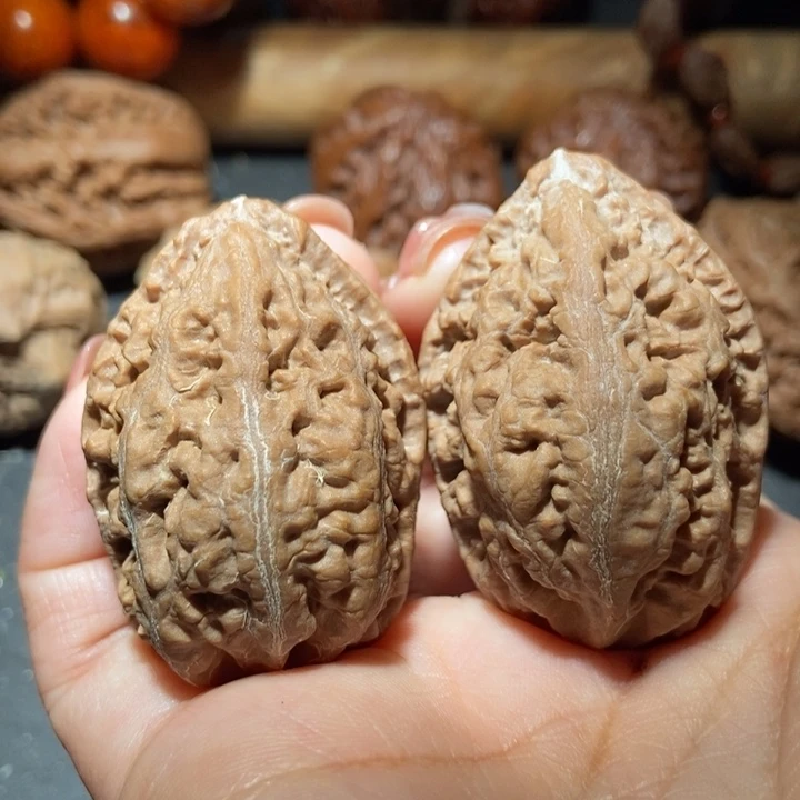 把件文玩核桃东北楸子小雪74