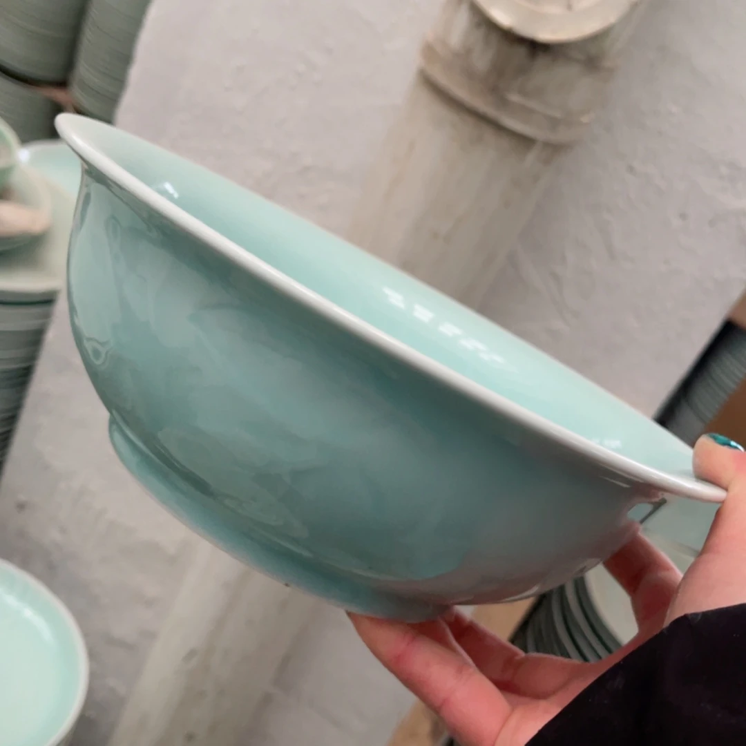 碗哈哈哈哈哈哈就哈哈哈哈