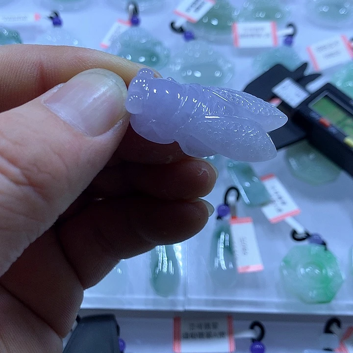 翡翠未镶嵌颈饰天然翡翠A货吊坠