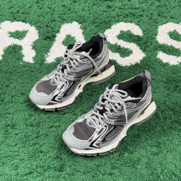 99新 Balenciaga/巴黎世家 X-Pander灰色 弹簧鞋 38码