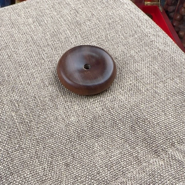 檀香木平安扣 奶香焦糖 微瑕