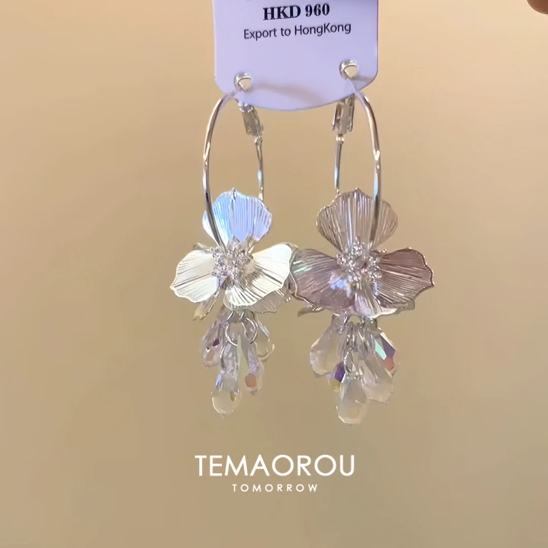 合金耳饰 晚宴女主～重工银色花朵吊坠耳环2025新款高级感耳坠耳饰
