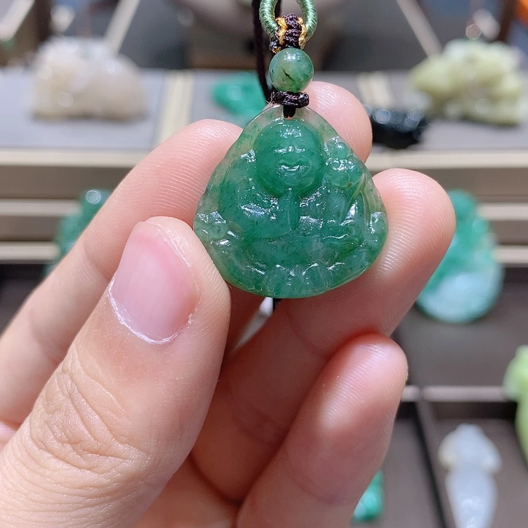 独山玉未镶嵌吊坠