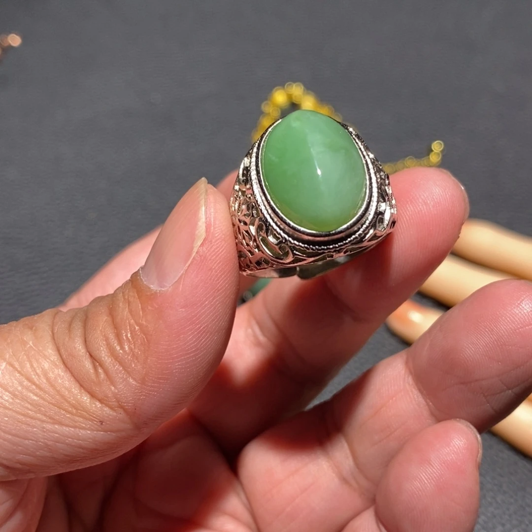 和田玉（碧玉）戒指未镶嵌