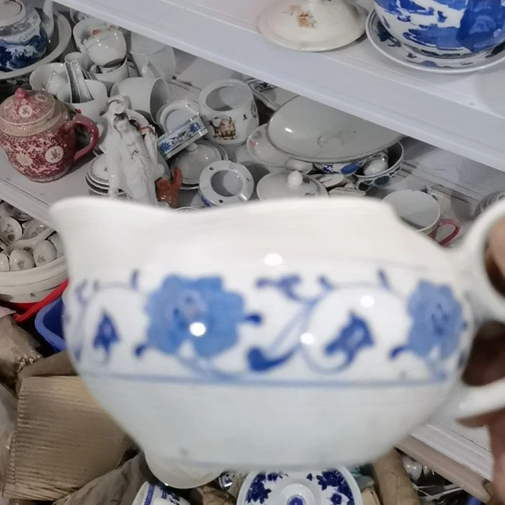 用***8当代景德镇陶瓷工艺品