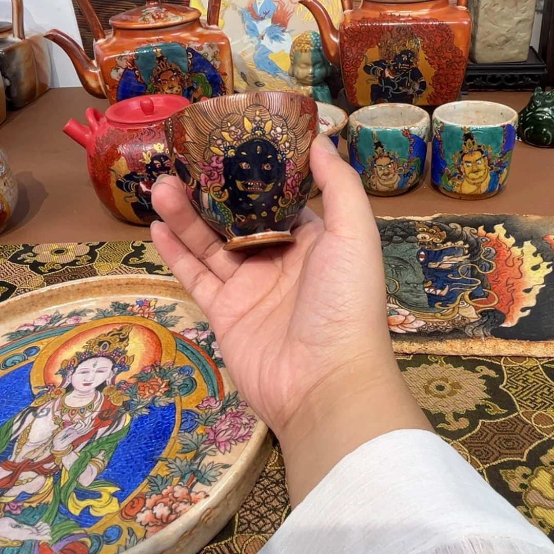 手工手绘大黑天茶杯