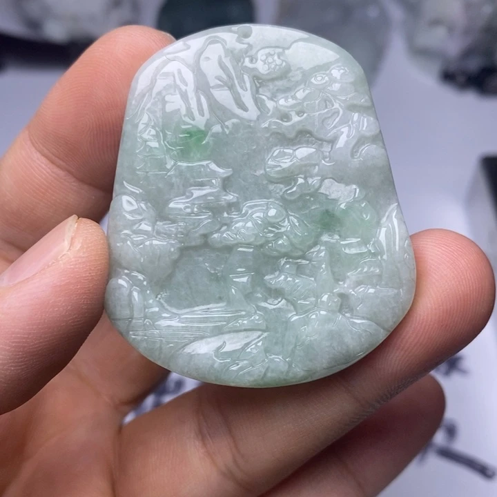 翡翠未镶嵌颈饰翡翠