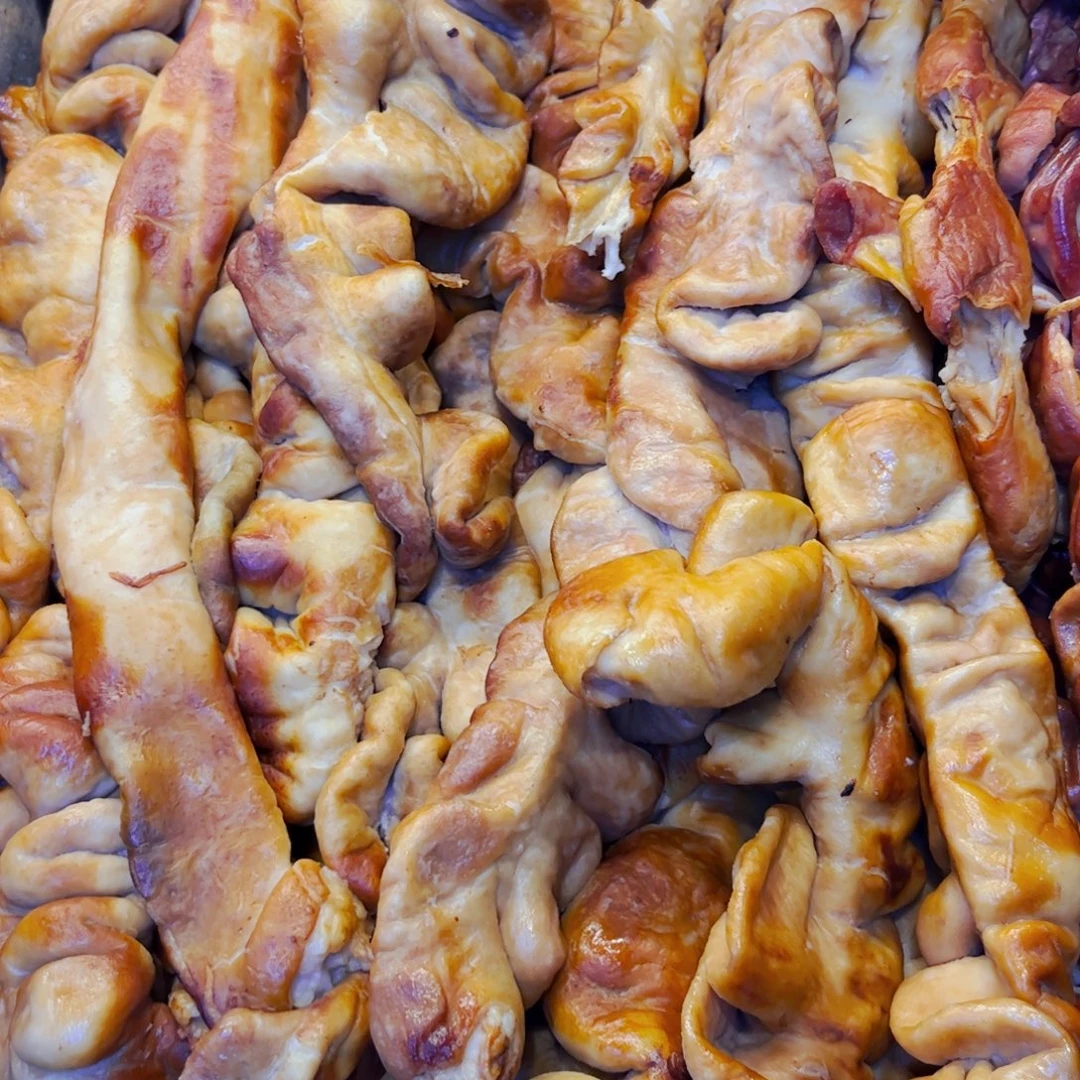 2斤熏酱肥肠特价89包邮