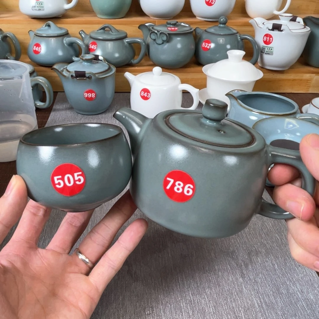 瓷片小微瑕。。。。。。。。。。。。