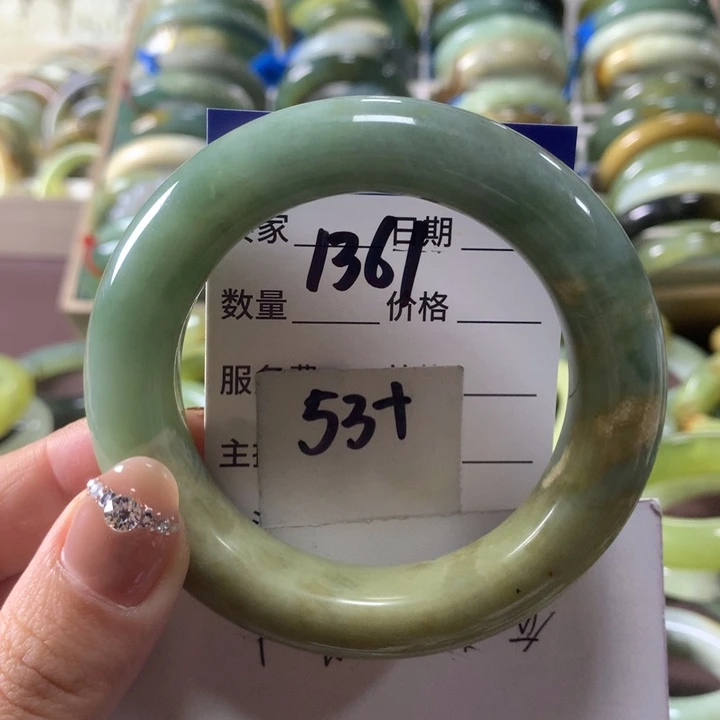 蛇纹石玉未镶嵌手镯1361