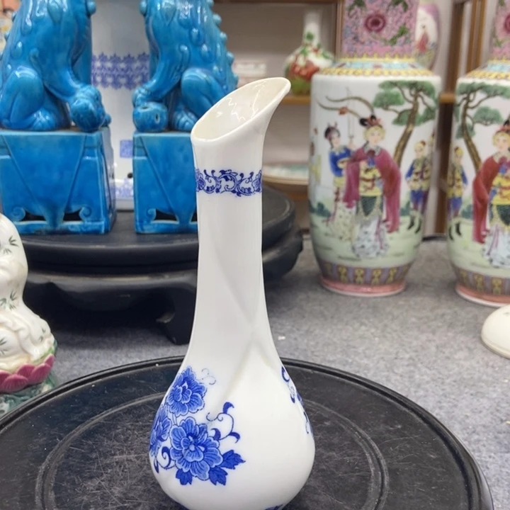 陶景德镇瓷器青花花瓶