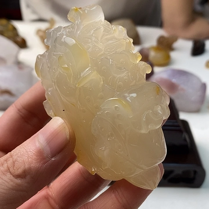 合金颈饰玛瑙/玉髓