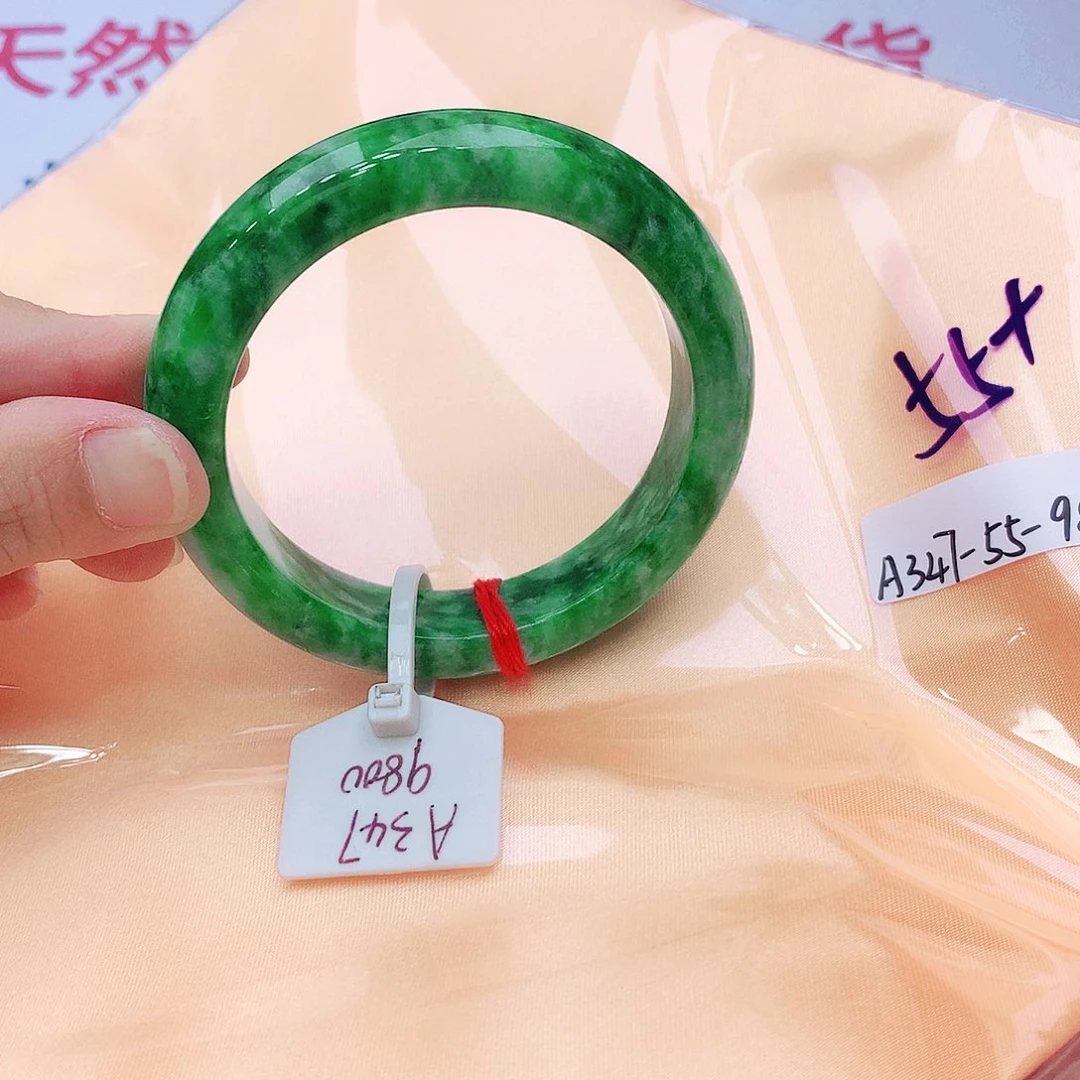 翡翠未镶嵌手镯我