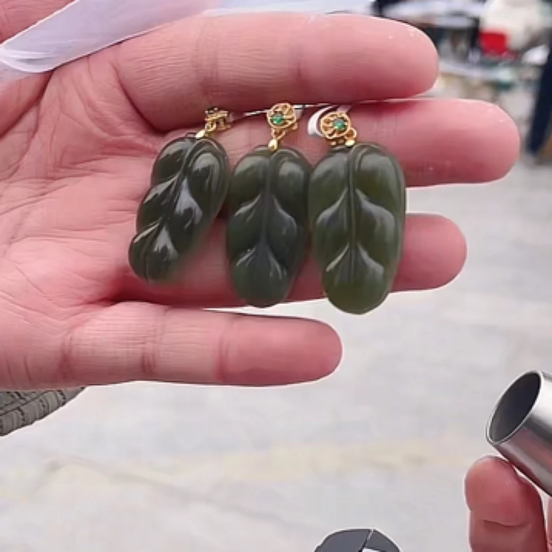 和田玉小叶子吊坠000