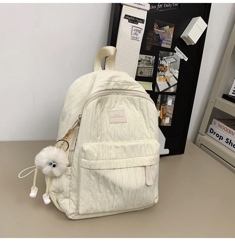 2024新款白色旅游背包大学生休闲轻便小书包（唐潮1006）