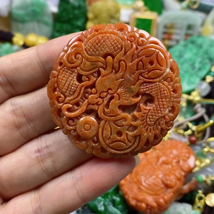 翡翠吊坠(赠链)未镶嵌