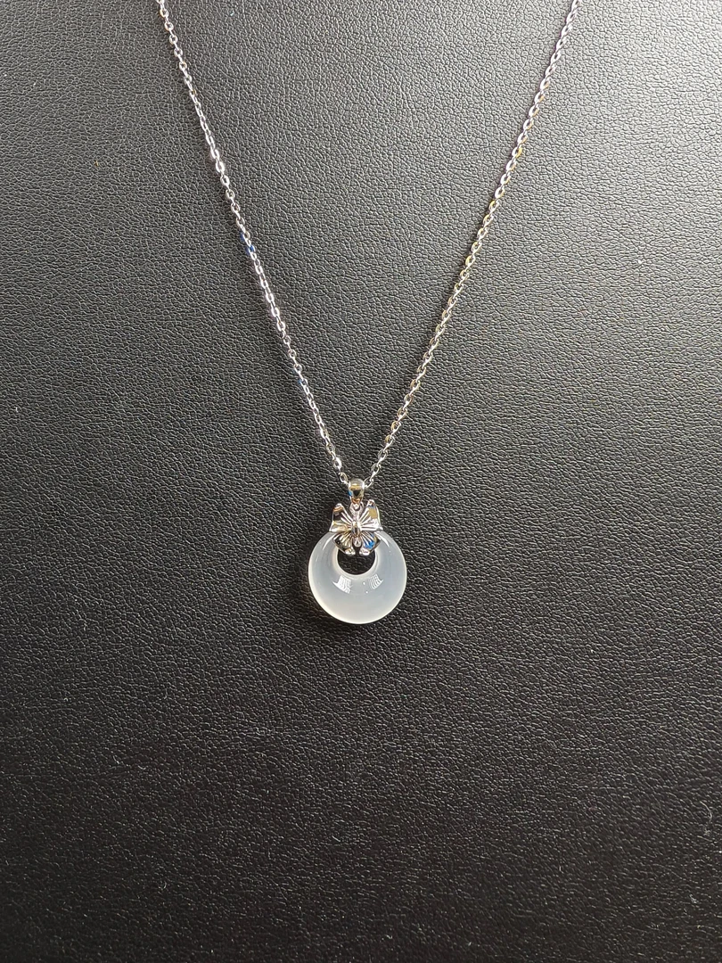 坠链均925银 龙港银阁 S925纯银莫桑石平安扣蝴蝶项链