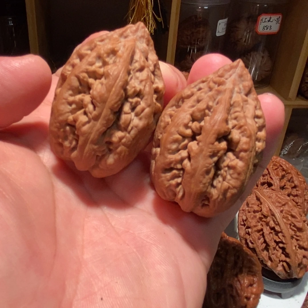 吊坠文玩核桃八棱方樽（树头）