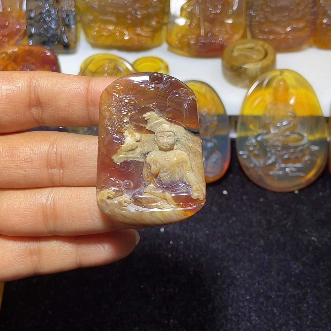 森***士琥珀未镶嵌颈饰缅甸天然琥珀吊坠