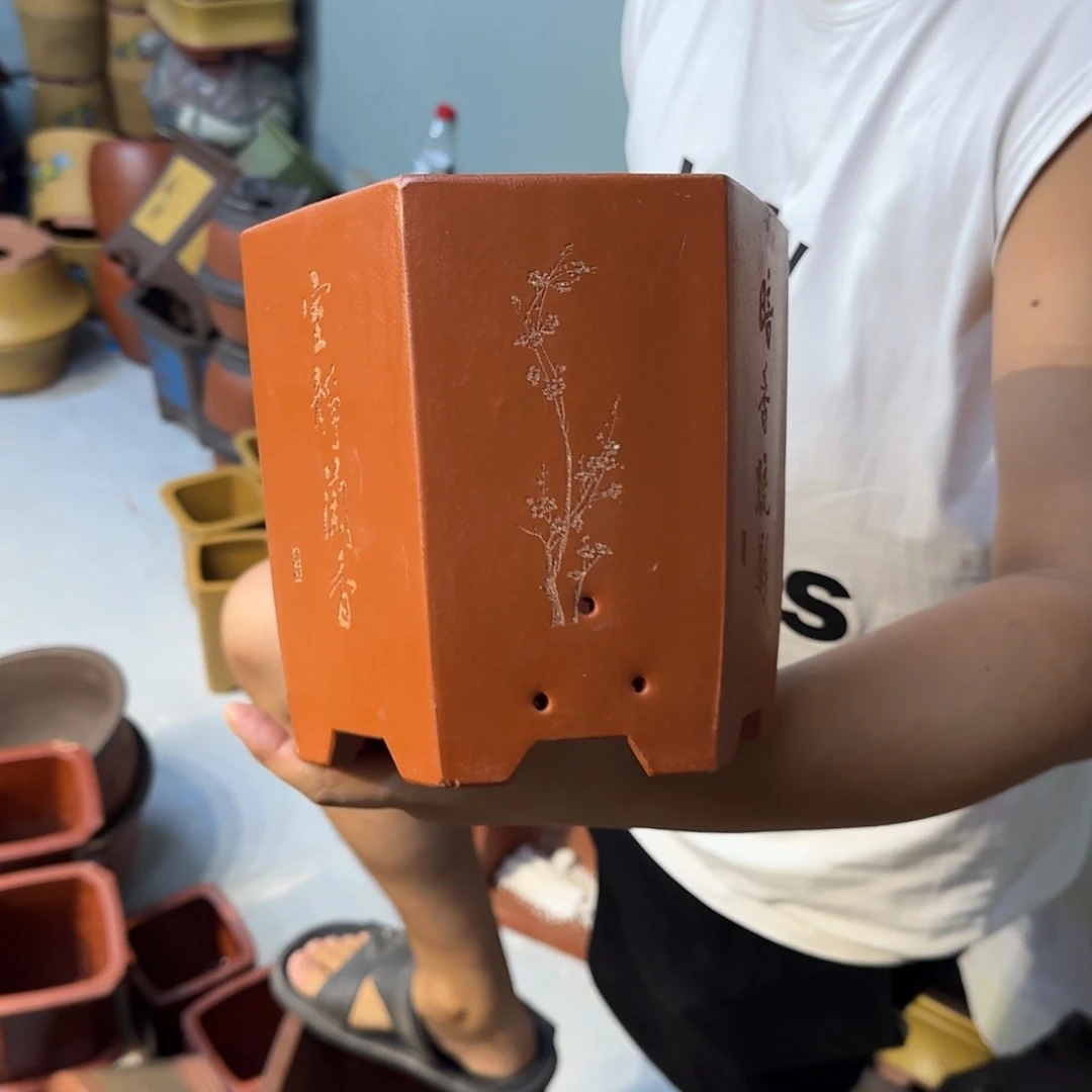 紫砂花盆瑕疵和瑕疵