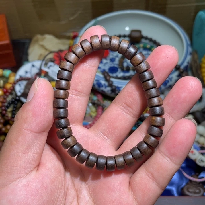 大叶紫檀（黑酸枝木类）