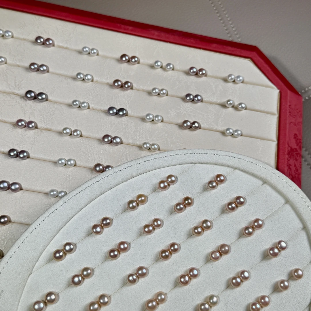 E01【真珠佳人】S925银淡水无核耳钉（粉紫白）三对6-7mm