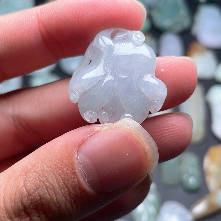 颈饰未镶嵌翡翠汤*威翡翠