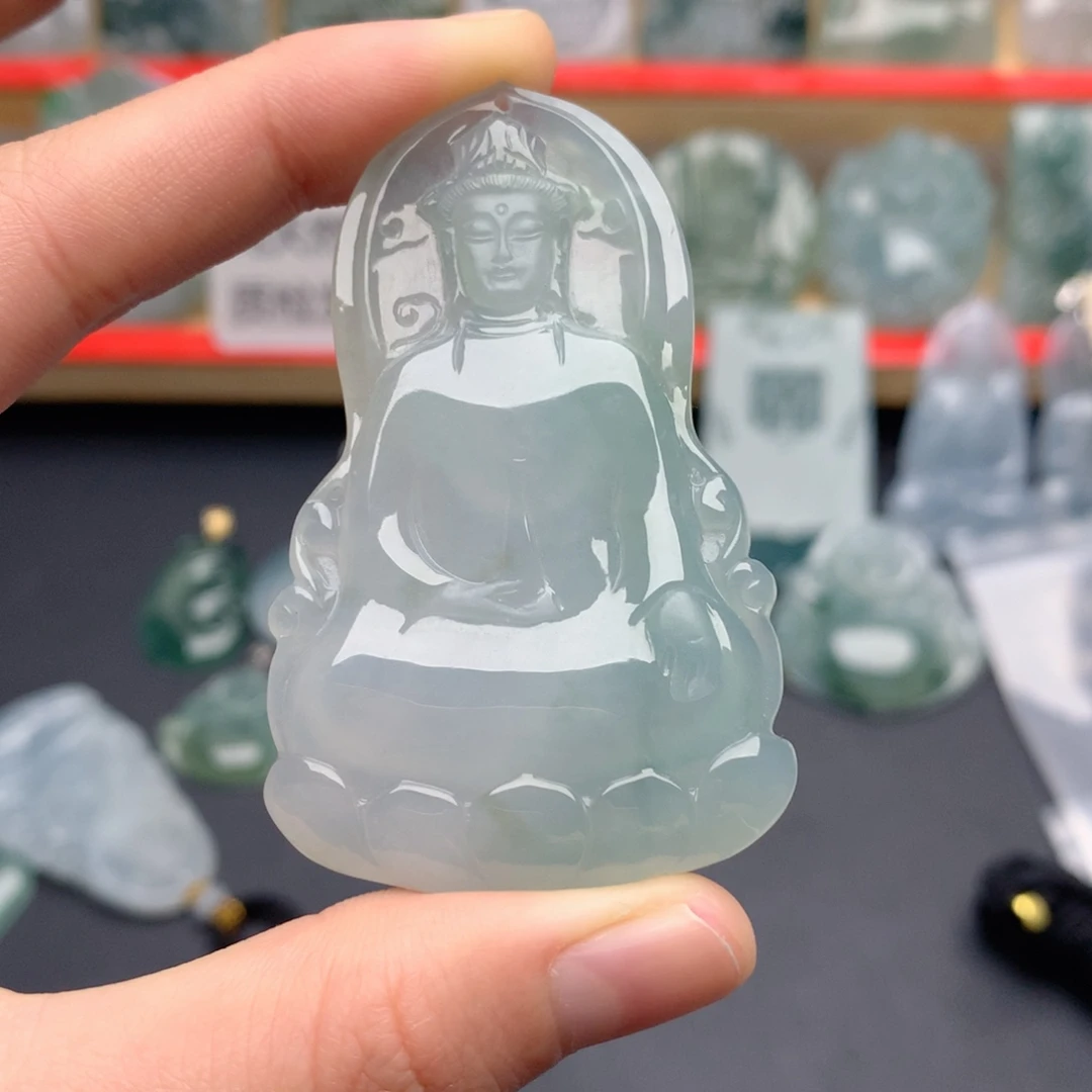 翡翠未镶嵌颈饰素衣