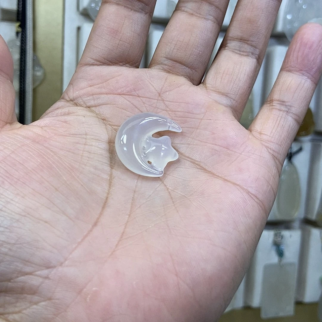 玛瑙/玉髓颈饰未镶嵌