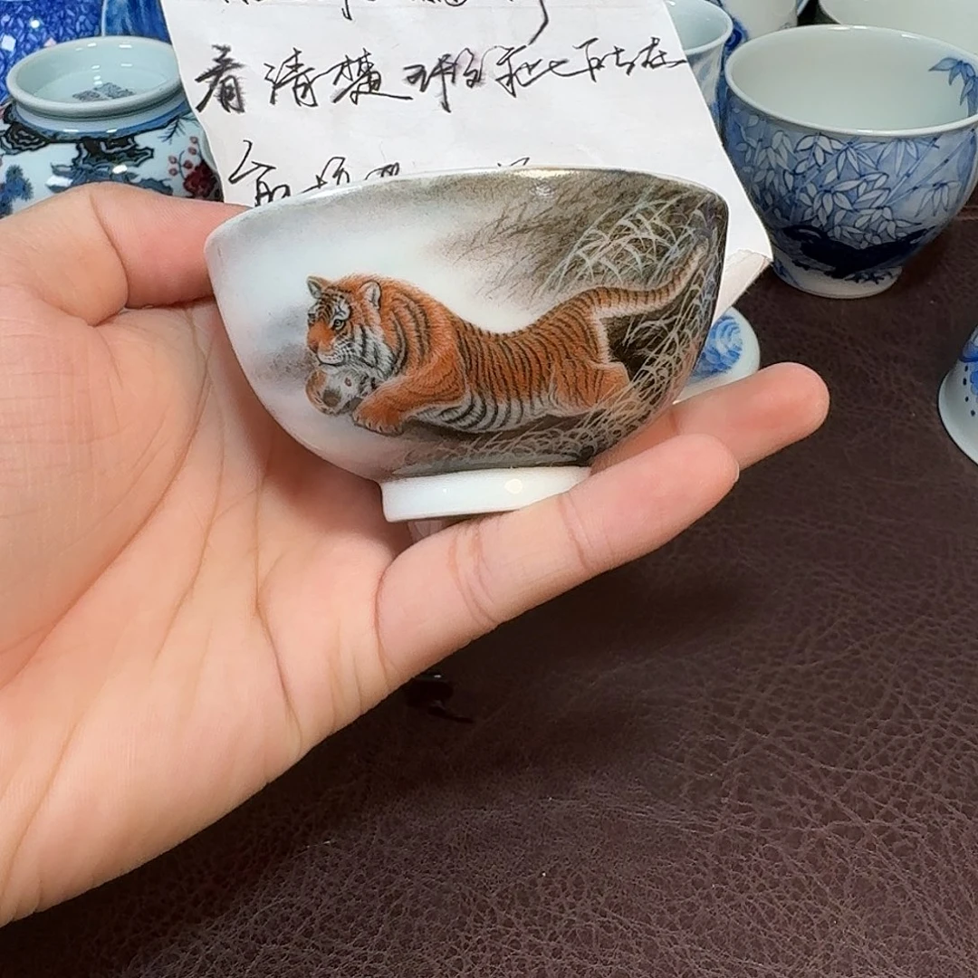 是***家现代景德镇陶瓷杯