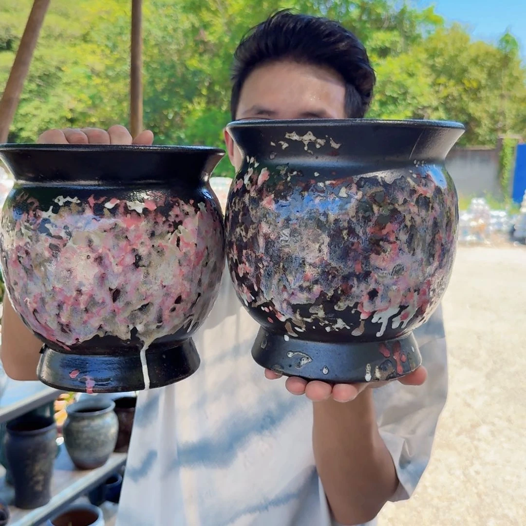 紫砂花盆口19.5高20（两个七彩祥云