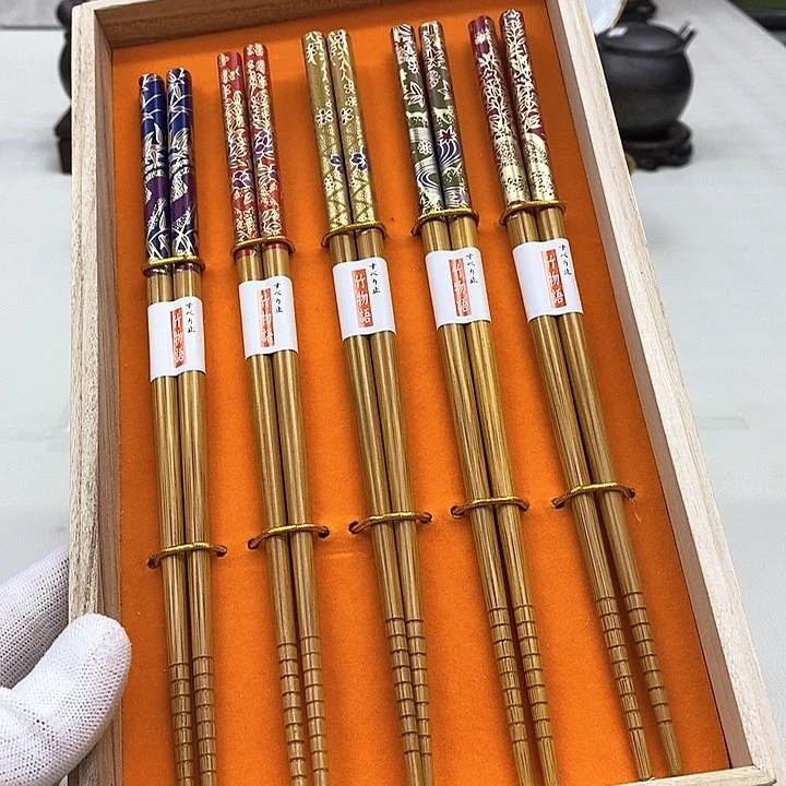 摆件美美美美美美瓷器