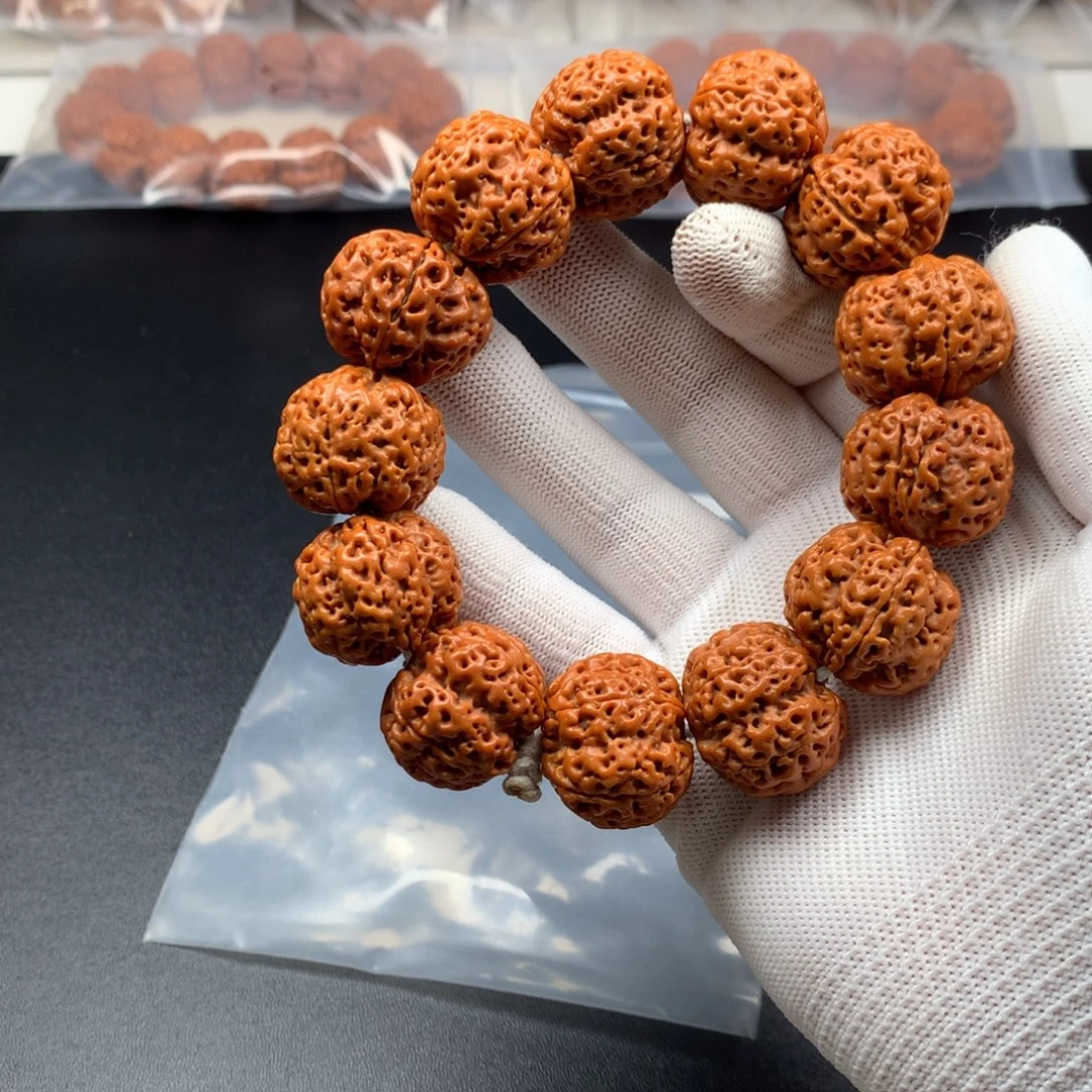 手串金刚菩提25+矮桩梅花蜂王