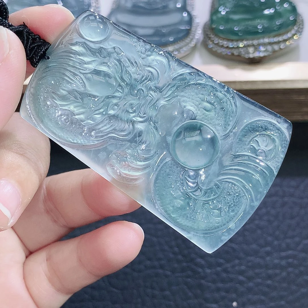 未镶嵌挂件翡翠—***芦翡翠