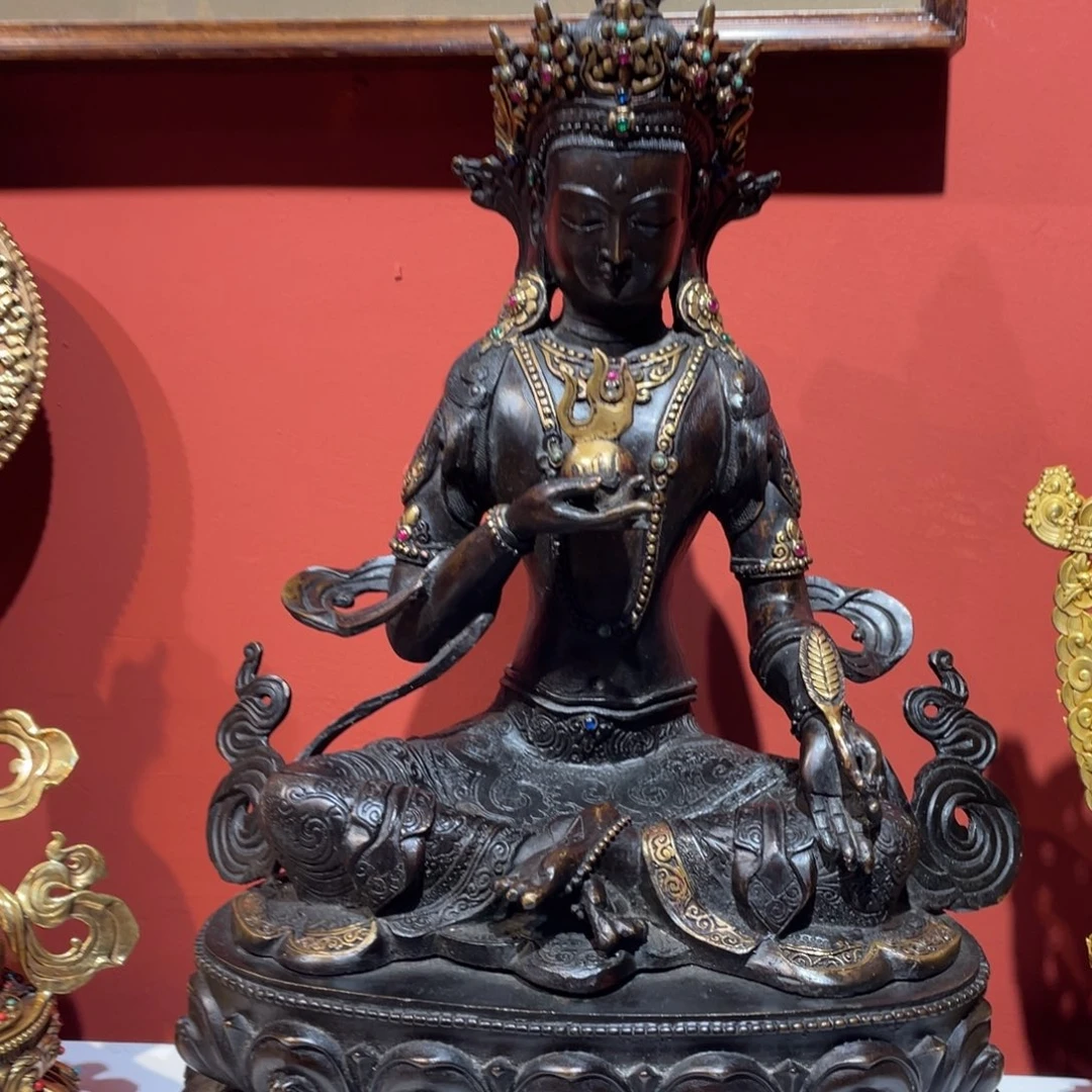 泥塑圣*愿今天下午在学校门口