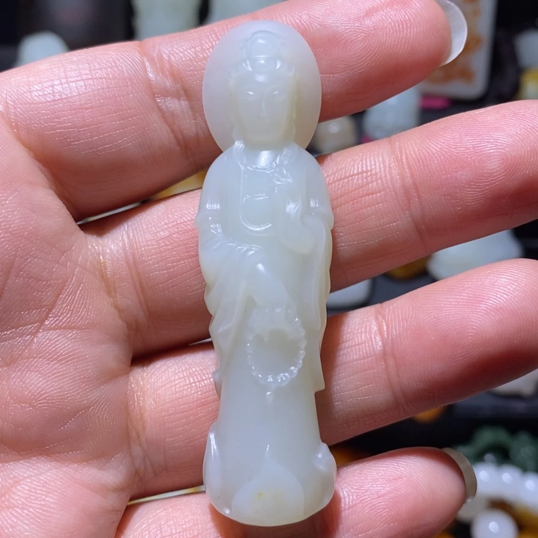 和田玉未镶嵌颈饰