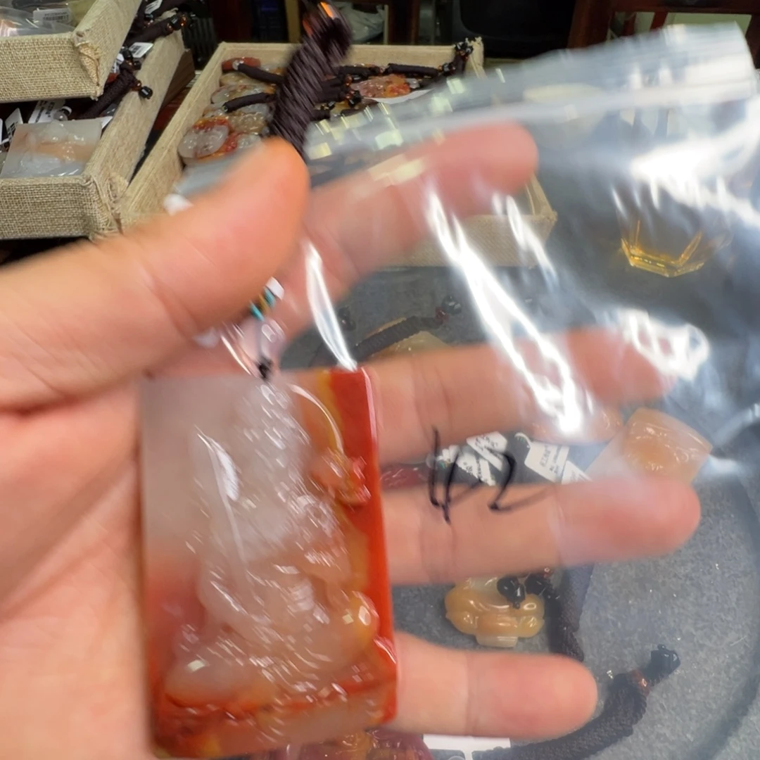 石英质玉（黄龙玉）未镶嵌配饰42