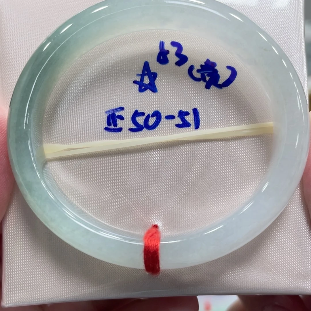 翡翠未镶嵌手镯翡翠