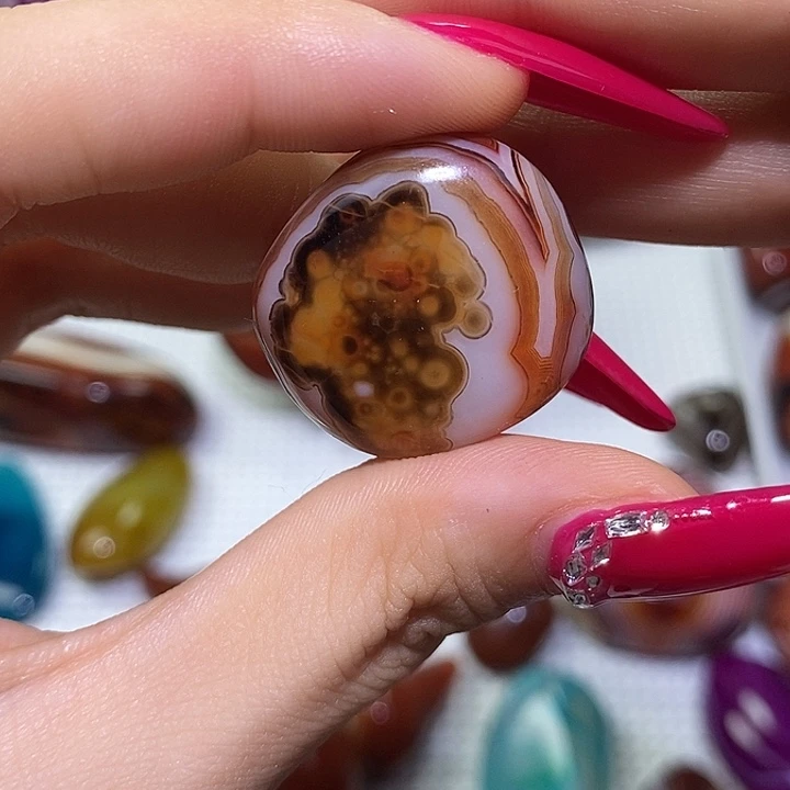 未镶嵌玛瑙/玉髓珠宝奇石