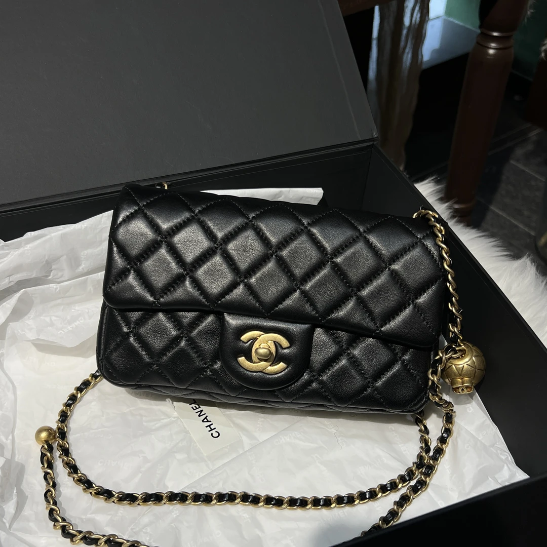 99新 Chanel/香奈儿 CF 金球大mini 链条斜挎包