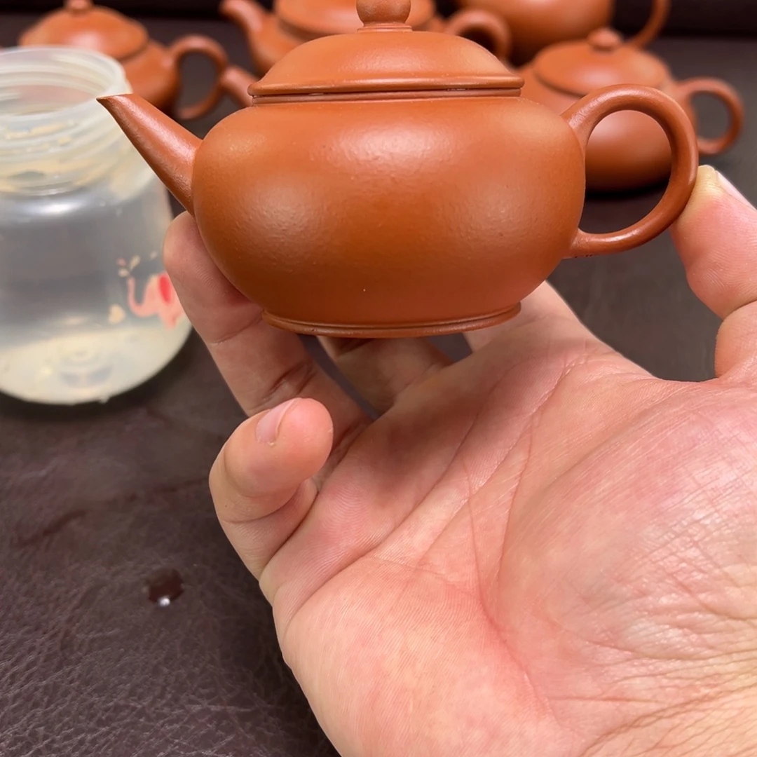 茶壶紫砂汽修厂和机械设备