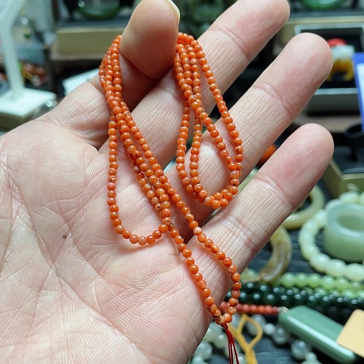 南红玛瑙颈饰未镶嵌