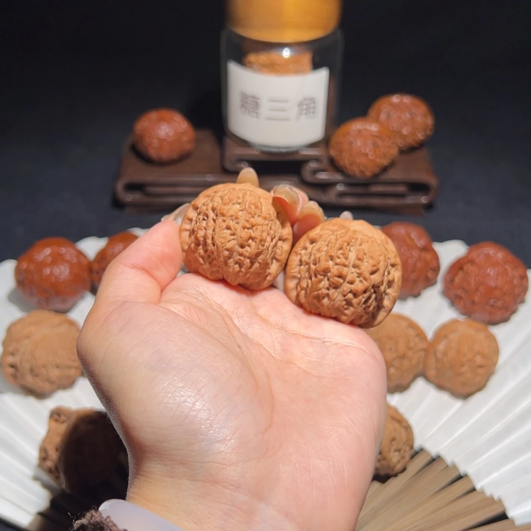 自***丶吊坠文玩核桃36血麒麟