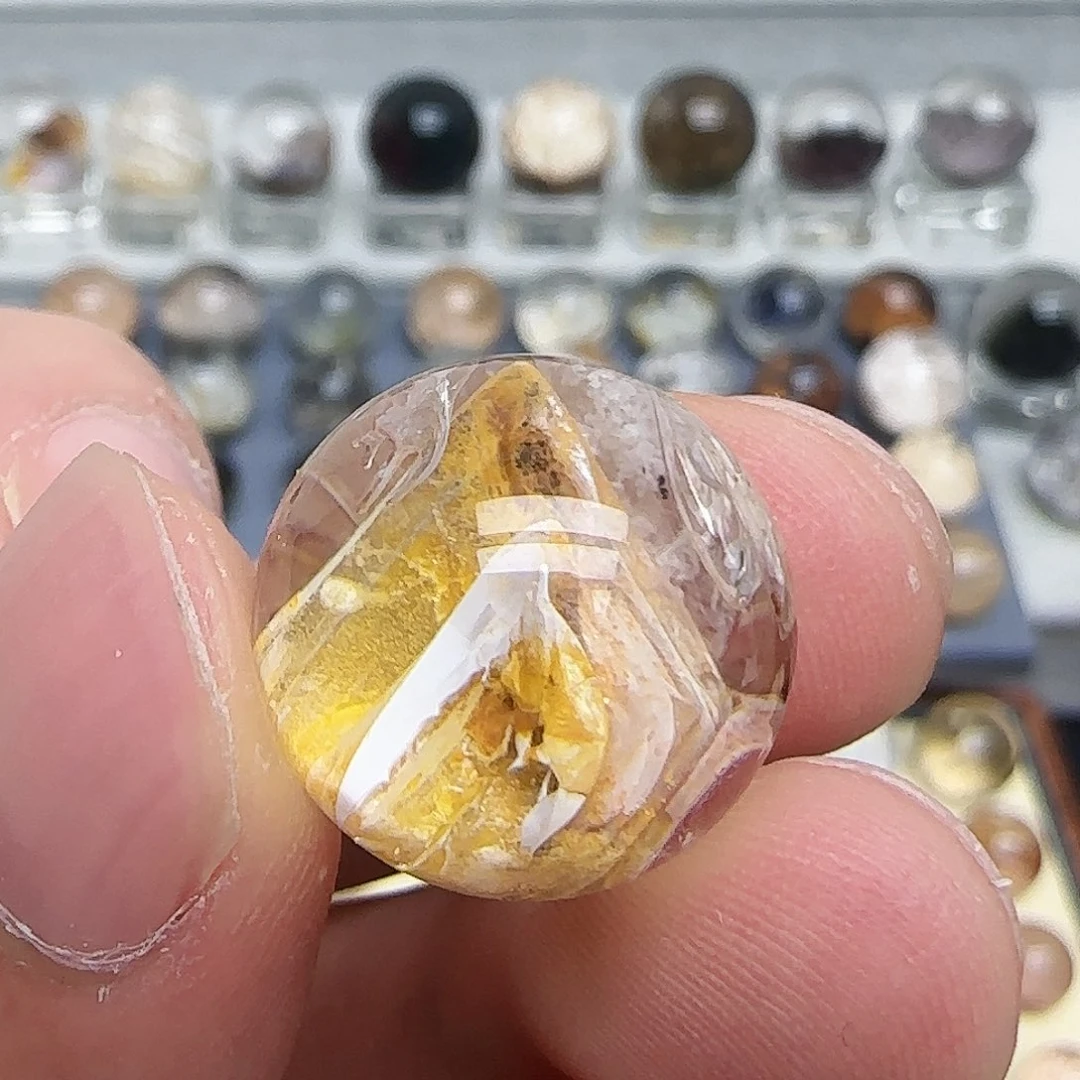 未镶嵌珠宝半成品水晶