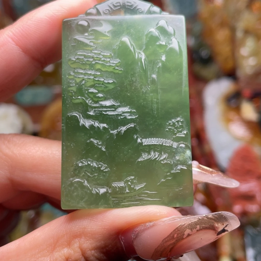 蛇纹石玉未镶嵌颈饰